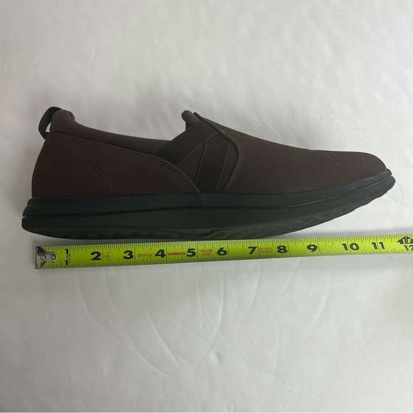 Clarks Cloudsteppers Women’s Slip On Shoes Sz 8 Color Brown Cushion soft - Picture 11 of 13